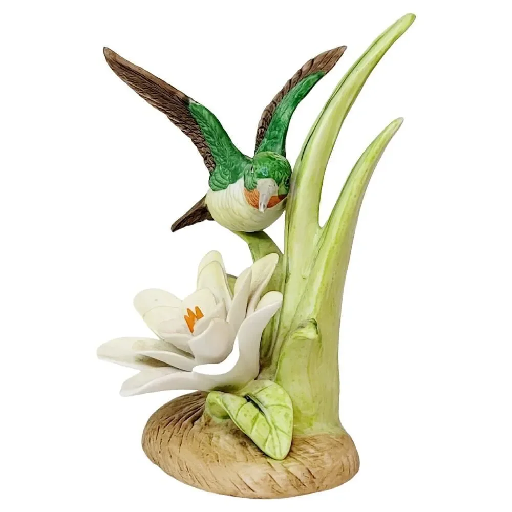 Royal Heritage Birds‎ in Flight Collection Flight to Spring Hummingbird Figurine